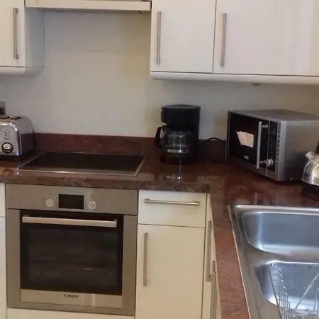 Amathusia Apartamento *