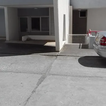 Amathusia Apartment